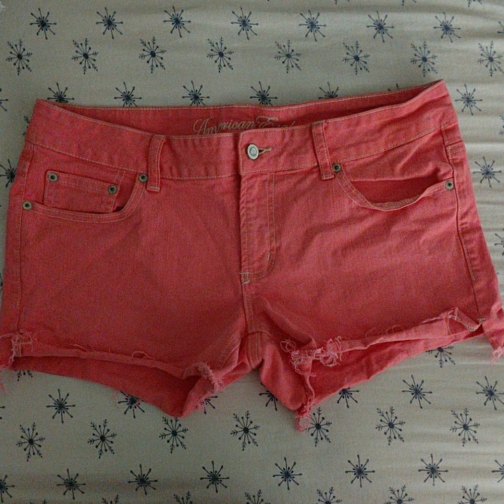 🎃Women's American Eagle pink Jean short shorts